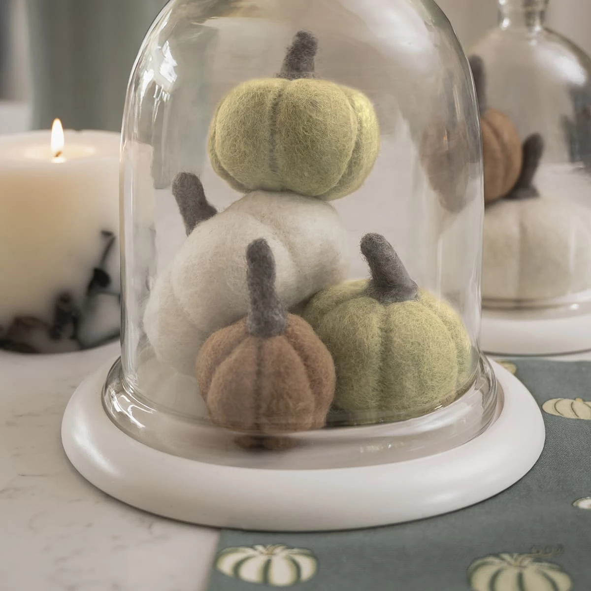Large Glass Cloche -Sophie Allport Shop AW22 Halloween all90810 tfd9003 table decoration portrait lifestyle 2 high res square e9504f21 c887 4a17 b289 9bd7e7439218