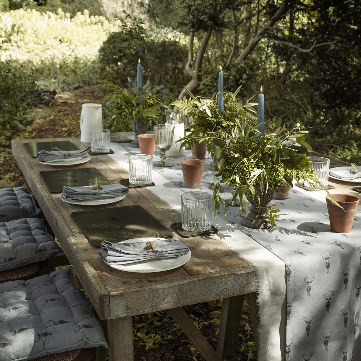 Highland Stag Napkins (Set of 4) Highland Stag Napkins (Set Of 4) -Sophie Allport Shop AW22 HighlandStag Hero1 Lifestyle high res square 4bb627ed 8c4c 47f2 b425 ff5469bcef52