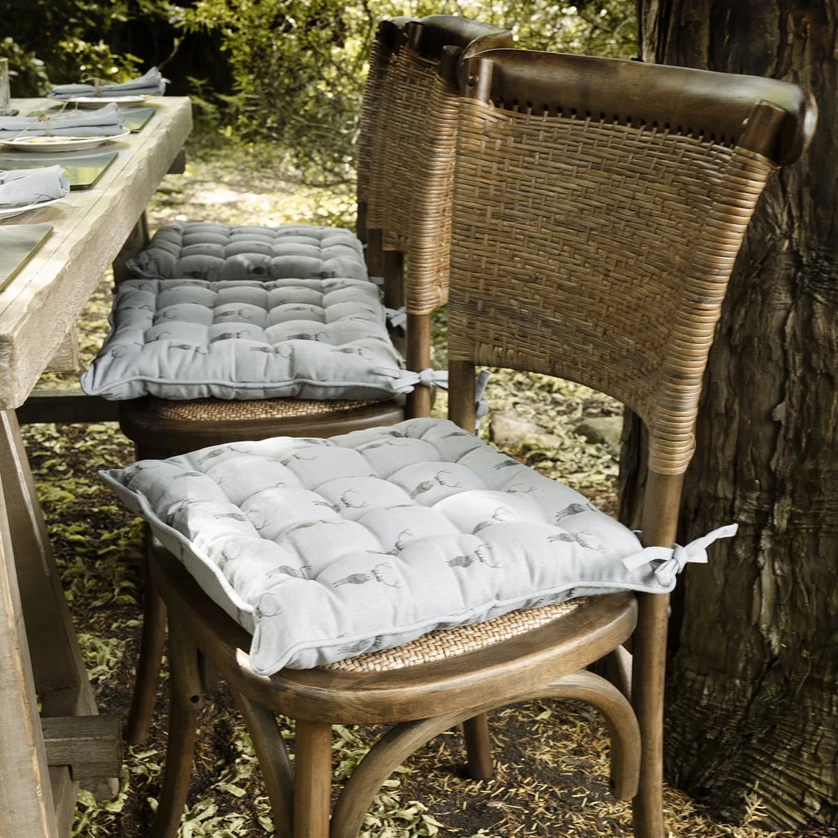 Highland Stag Chair Pad Highland Stag Chair Pad -Sophie Allport Shop AW22 all29450 chairpad HighlandStag Portrait Lifestyle high res square