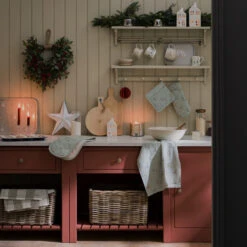 Christmas Stags Tea Towel 3 Christmas Stags Tea Towel -Sophie Allport Shop AW23 CHRISTMAS STAGS KITCHEN HERO SQUARE Custom