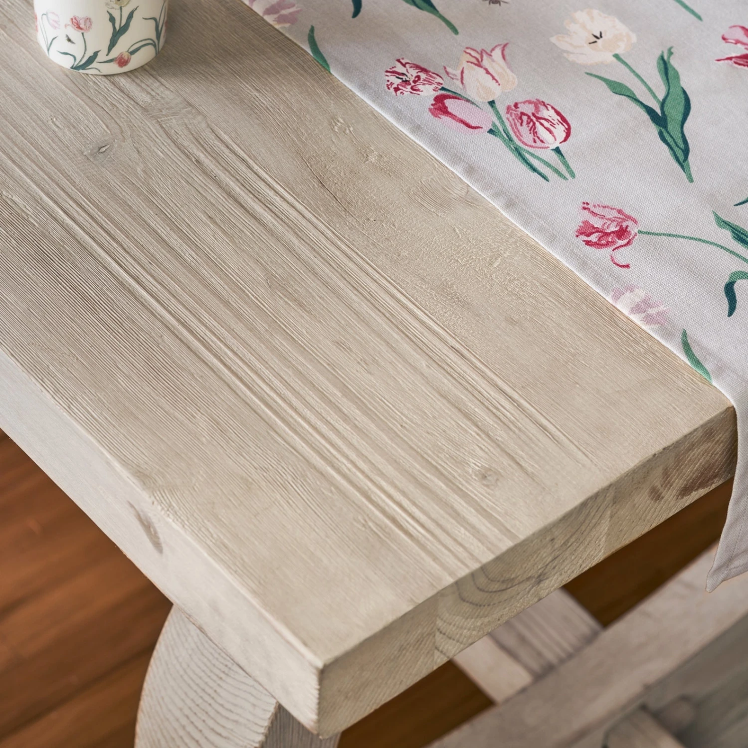 Langham Oval Leg Dining Table Langham Oval Leg Dining Table -Sophie Allport Shop SS24 ARC006 DETAIL