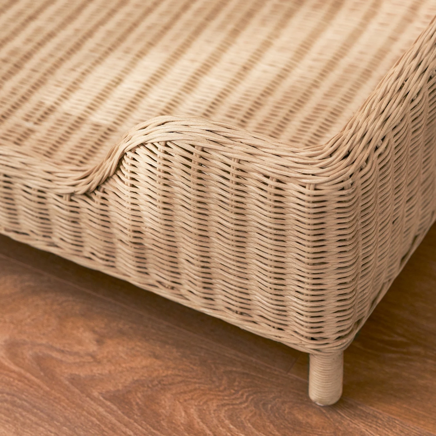 Rattan Pet Bed - Natural Rattan Pet Bed - Natural -Sophie Allport Shop SS24 RATCD750 DETAIL ALT