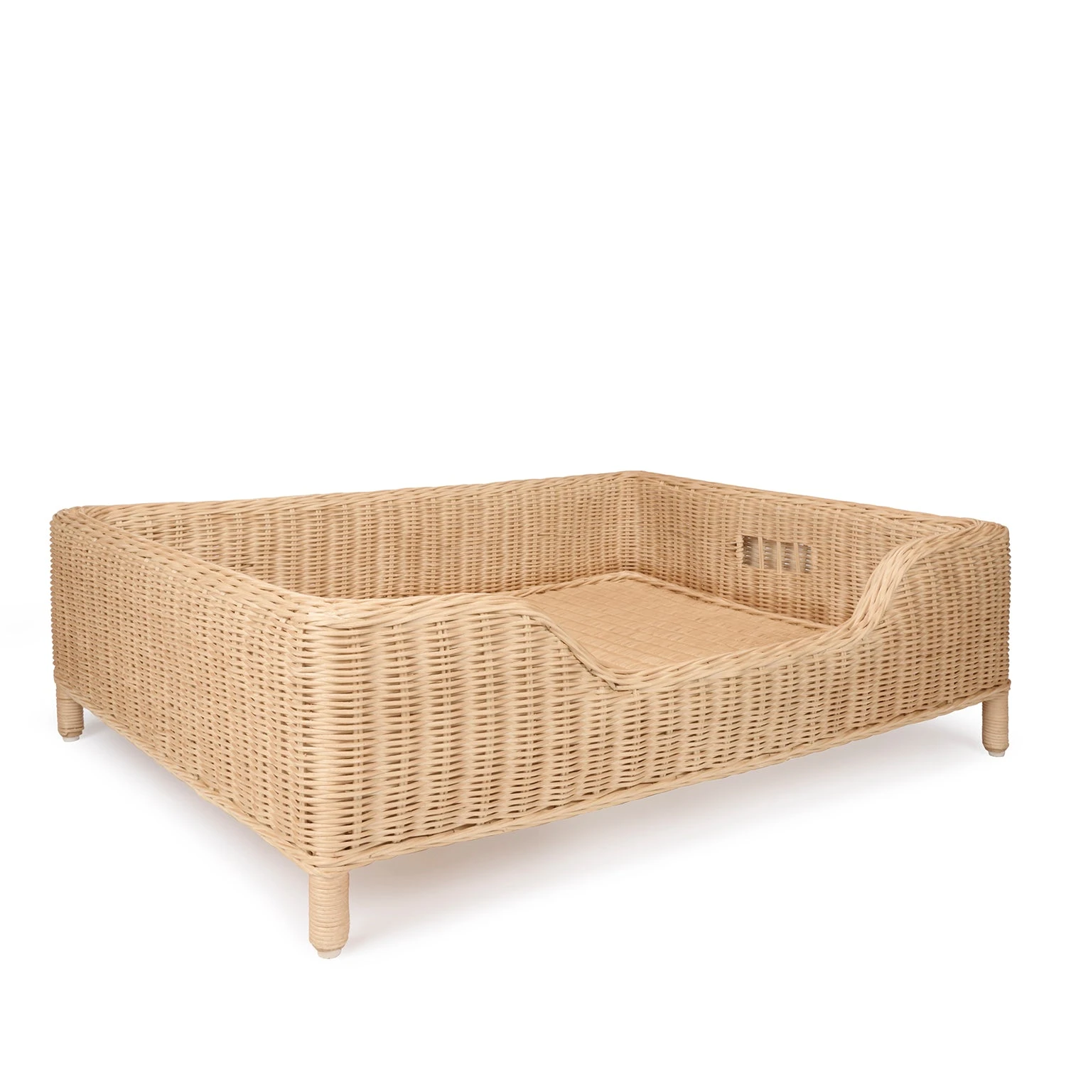 Rattan Pet Bed - Natural Rattan Pet Bed - Natural -Sophie Allport Shop SS24 RATCD755 CUTOUT 1