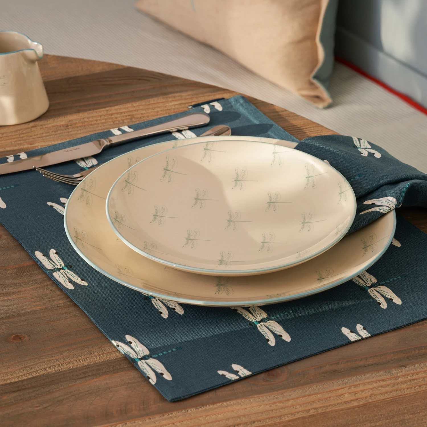 Dragonfly Stoneware Side Plate Dragonfly Stoneware Side Plate -Sophie Allport Shop SS24 SSP109 SQUARE