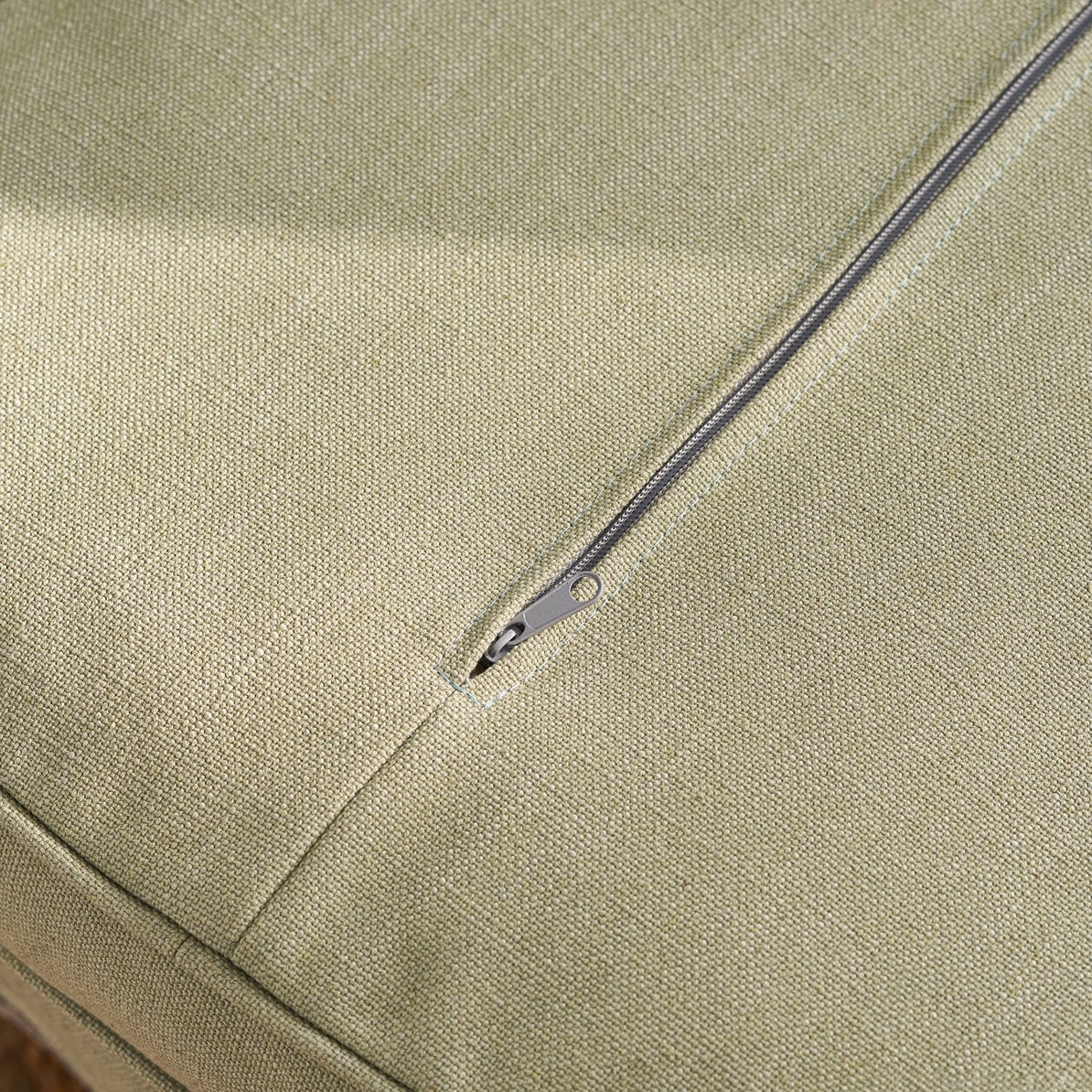 Witham Footstool - Pale Green Witham Footstool - Pale Green -Sophie Allport Shop SS24 WSP21866 DETAIL 3