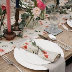 Poppy Meadow Napkins (Set Of 4) -Sophie Allport Shop all103810 all103820 poppy meadow table runner placement outdoor lifestyle high res square 1