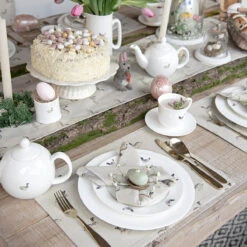 Hare Napkins (Set Of 4) -Sophie Allport Shop all25300 all25820 hare napkin set of 4 and fabric placemat easter lifestyle high res square