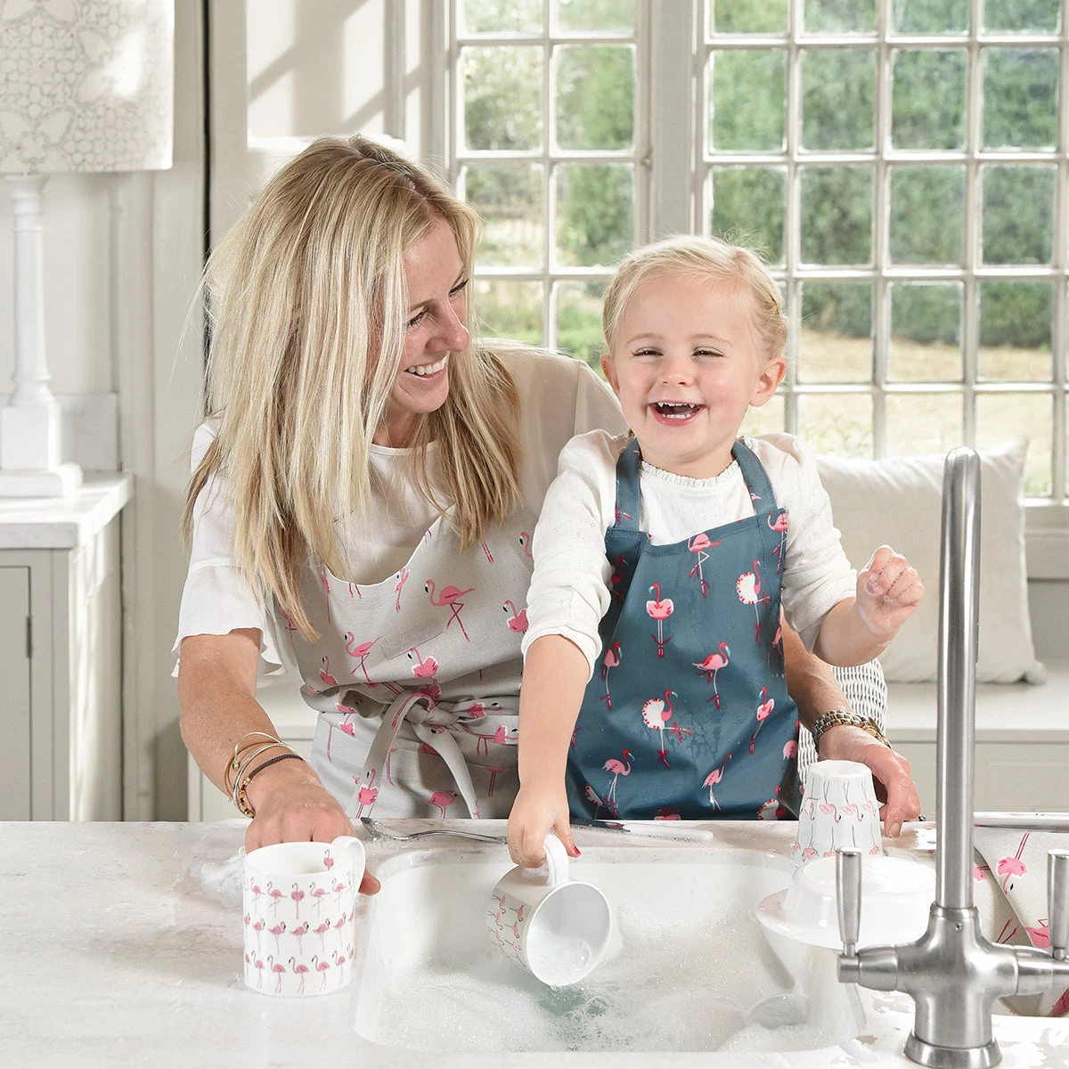 Flamingos Adult Apron Flamingos Adult Apron -Sophie Allport Shop all38250 poly38252 flamingo adults apron and childrens apron lifestyle high res square 3600e187 66ab 4264 b212 455324d5da20