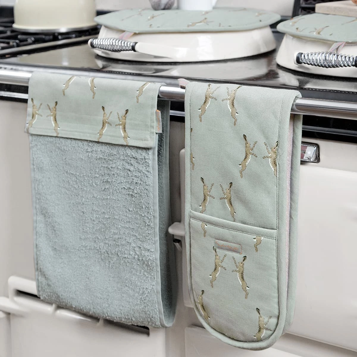 Boxing Hares Double Oven Glove Boxing Hares Double Oven Glove -Sophie Allport Shop all95100 all95610 boxing hares double oven glove and roller hand towel lifestyle high res square eabfaf71 e7dd 45bf 90f6 3be67b41f52e