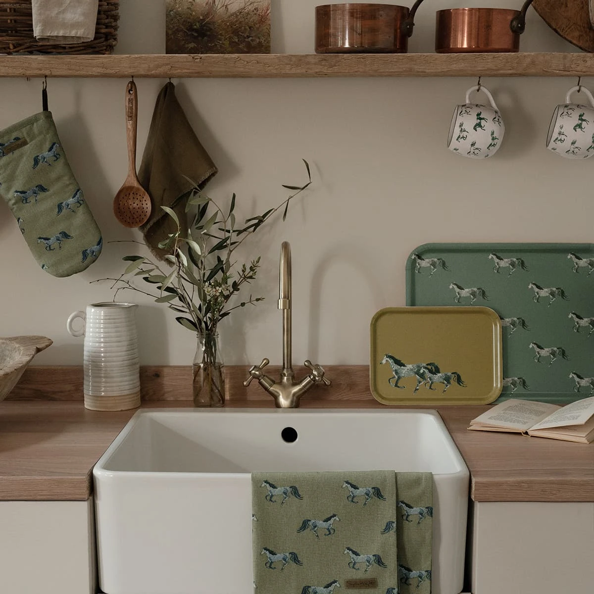 Grey Horse Serving Tray - Small Grey Horse Serving Tray - Small -Sophie Allport Shop all99150m all99602 spm99 pt945 pt9926 grey horse tea towel oven mitt mug trays high res square 51bc3ce6 ff7e 4280 9d8f 5b72ce2958f7