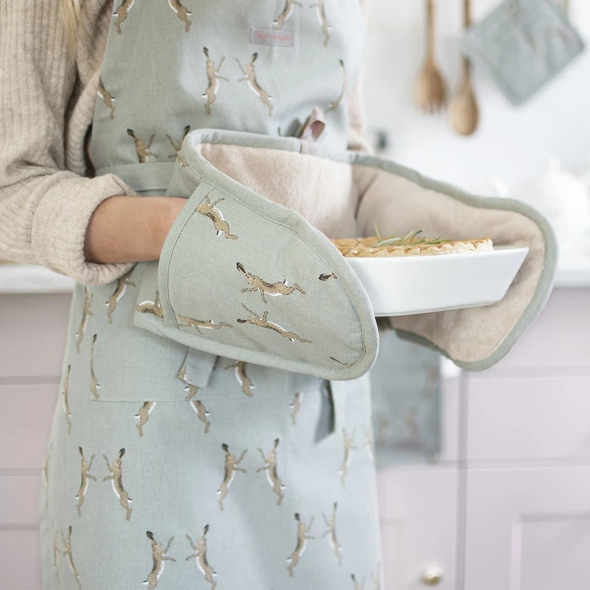 Boxing Hares Double Oven Glove Boxing Hares Double Oven Glove -Sophie Allport Shop boxing hares apron double oven glove holding pie kitchen lifestyle high res square a186bcac 9131 4925 afd5 385e7ba9a86d