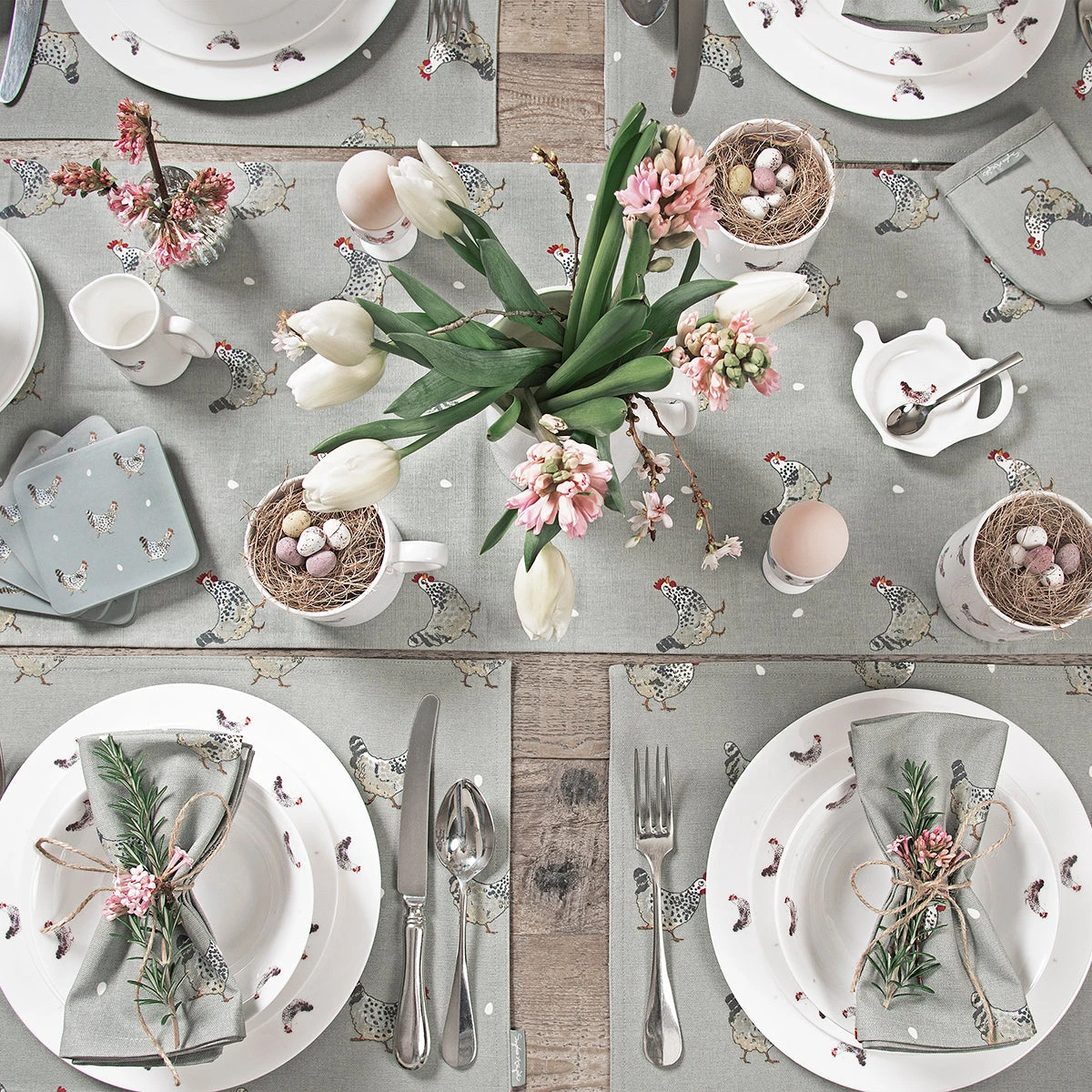 Chicken Napkins (Set of 4) Chicken Napkins (Set Of 4) -Sophie Allport Shop chicken easter table top collection lifestyle high res square 661f051c 790e 4f49 b720 849625e9ef6f