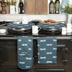 Dragonfly Tea Towel -Sophie Allport Shop dragonfly collection lifestyle 2 web 2 e4b963d7 1b4a 49a2 aa03 35551d7275f6