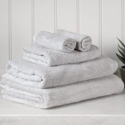 Elephant Bath Towel 2 Elephant Bath Towel -Sophie Allport Shop elephant zsl towel collection lifestyle high res square 21bad5b8 5ec0 4d8e b324 800137a9be6e