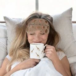 Giraffe Mug -Sophie Allport Shop im7703 sme7721 giraffe zsl large mug and sleep mask lifestyle high res square