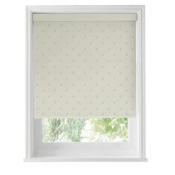 Hearts Blush Made To Measure Roller Blind -Sophie Allport Shop rlb34bm2m hearts blush artwork roller blind made to measure cut out high res square