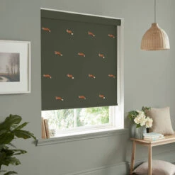 Foxes Forest Green Made To Measure Roller Blind -Sophie Allport Shop rlb63fgm2m foxes forest green vector roller blind made to measure lifestyle 2 high res square