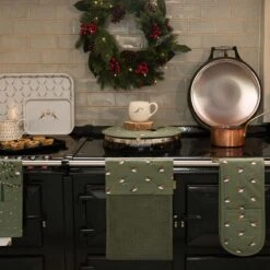 Robin Large Stoneware Jug 5 Robin Large Stoneware Jug -Sophie Allport Shop robin full collection kitchen ago landscape 1 lifestyle high res square c54d015c 2afe 47ad b290 5ccd9325945e