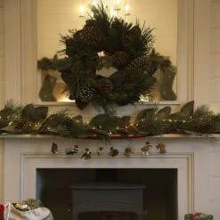 Winter Woodlands Wreath -Sophie Allport Shop rw84000 all84590 cfff84set festive forest roll wrap christmas sack and felt decorations set of 8 2 lifestyle high res 1