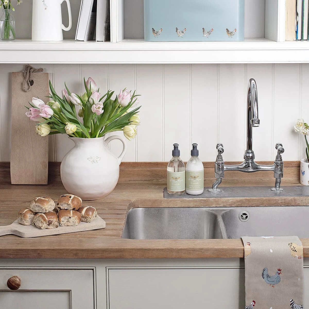 Bees Stoneware Jug Bees Stoneware Jug -Sophie Allport Shop sbbch01 sbtch01 chicken bread bin and biscuit tin easter lifestyle high res square 2 9d56fa0a 11c5 4ace 8a13 196591569c07