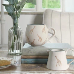 Giraffe Stoneware Mug 6 Giraffe Stoneware Mug -Sophie Allport Shop spm77 giraffe zsl stoneware mug patterned 3 lifestyle high res square