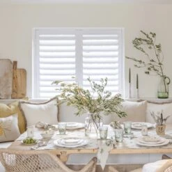 Olive Linen Table Runner -Sophie Allport Shop ss23 olive dining hero square e2584de0 9921 49f5 96fb e0a7217c3481